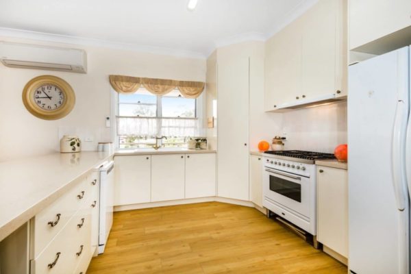 Kitchen Cabinets Ipswich | Everything Cabinets