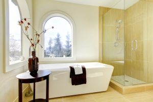 summer decor guide for bathrooms